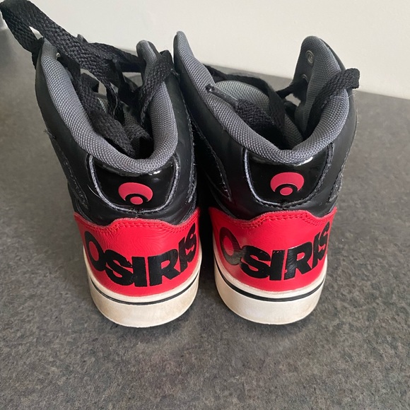 Osiris skater shoes - boys size 5 - Picture 2 of 5